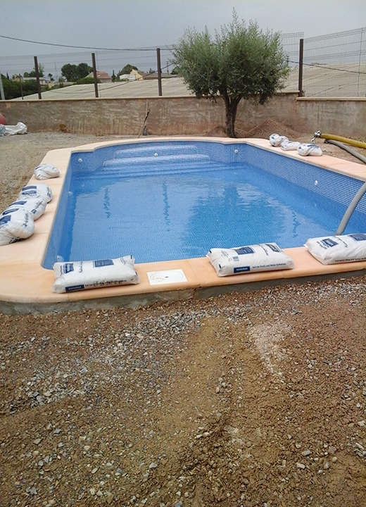 Piscina de obra nueva